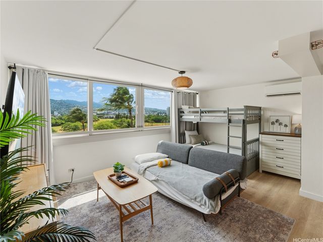 445 Seaside Avenue 701, Honolulu, HI 96815