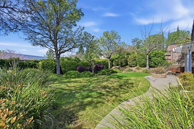 6710 Magnolia Way, Rocklin, CA 95765