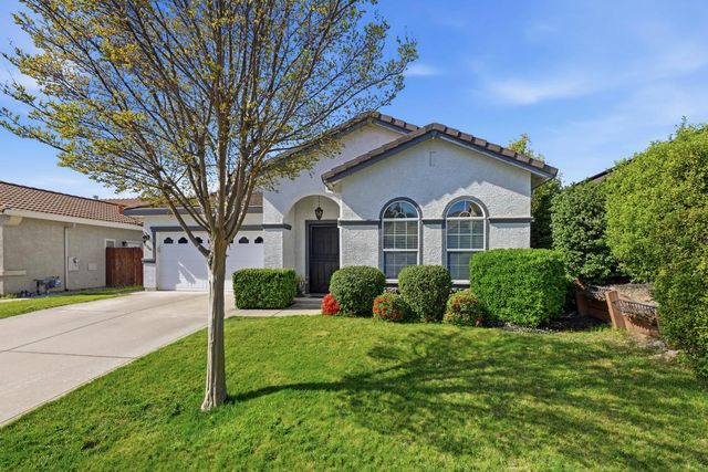 6710 Magnolia Way, Rocklin, CA 95765