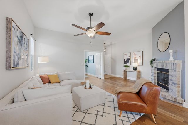 6710 Magnolia Way, Rocklin, CA 95765