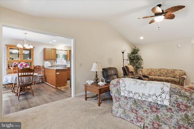6503 MOUNTAIN DRIVE RD, Chambersburg, PA 17202