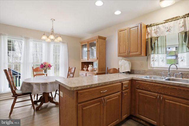 6503 MOUNTAIN DRIVE RD, Chambersburg, PA 17202