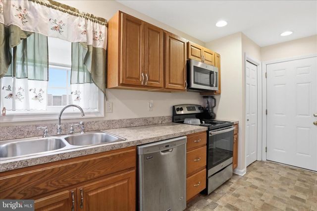 6503 MOUNTAIN DRIVE RD, Chambersburg, PA 17202