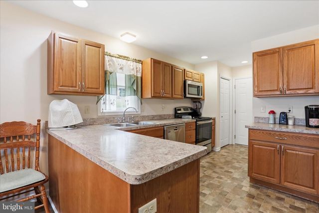 6503 MOUNTAIN DRIVE RD, Chambersburg, PA 17202