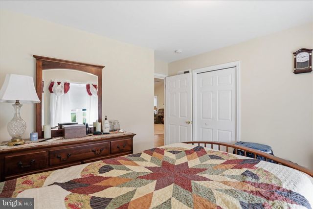 6503 MOUNTAIN DRIVE RD, Chambersburg, PA 17202