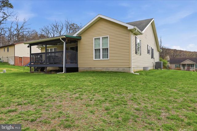6503 MOUNTAIN DRIVE RD, Chambersburg, PA 17202
