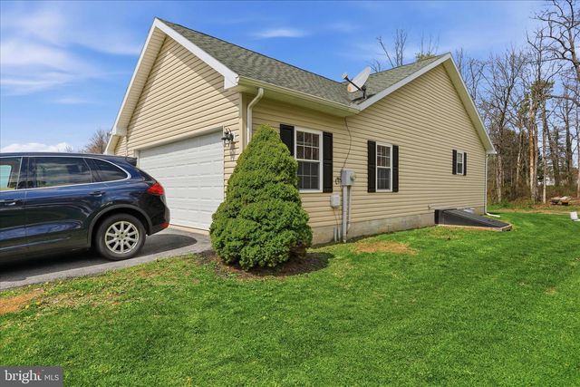 6503 MOUNTAIN DRIVE RD, Chambersburg, PA 17202