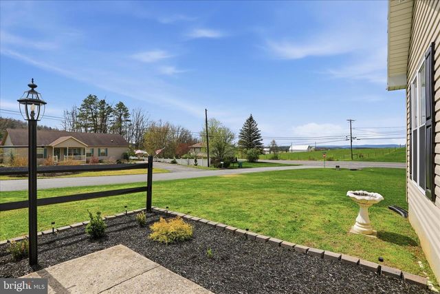 6503 MOUNTAIN DRIVE RD, Chambersburg, PA 17202