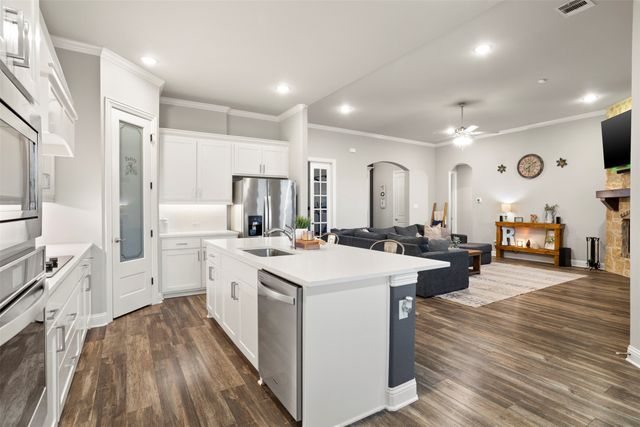 331 Crosswind Drive, Waxahachie, TX 75167