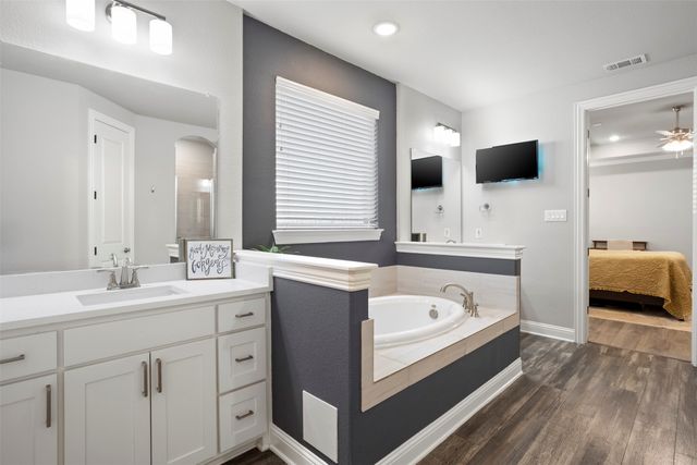 331 Crosswind Drive, Waxahachie, TX 75167