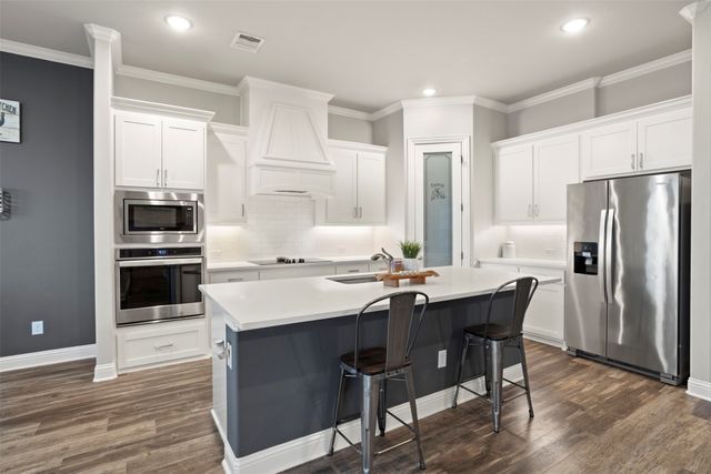 331 Crosswind Drive, Waxahachie, TX 75167