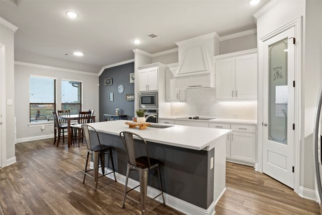 331 Crosswind Drive, Waxahachie, TX 75167