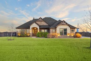 331 Crosswind Drive, Waxahachie, TX 75167