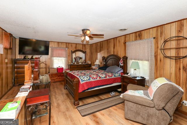 651 S Jackson Street, Hartwell, GA 30643