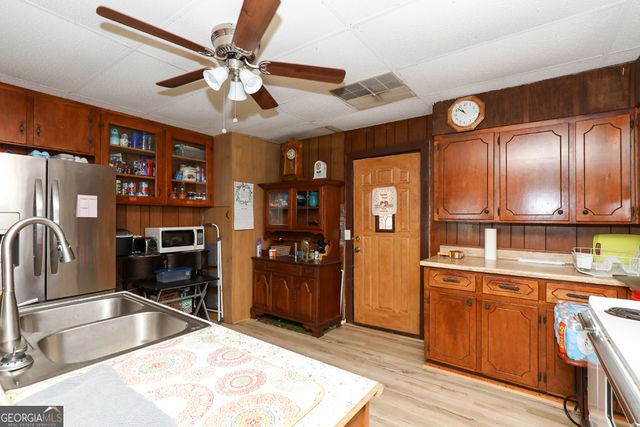 651 S Jackson Street, Hartwell, GA 30643