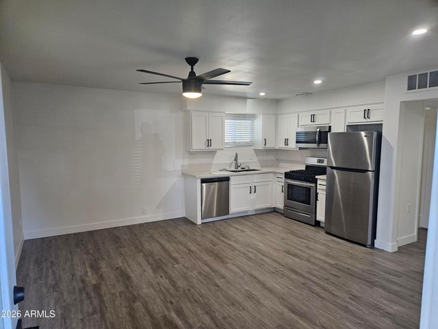 780 W COOLIDGE Street B, Phoenix, AZ 85013