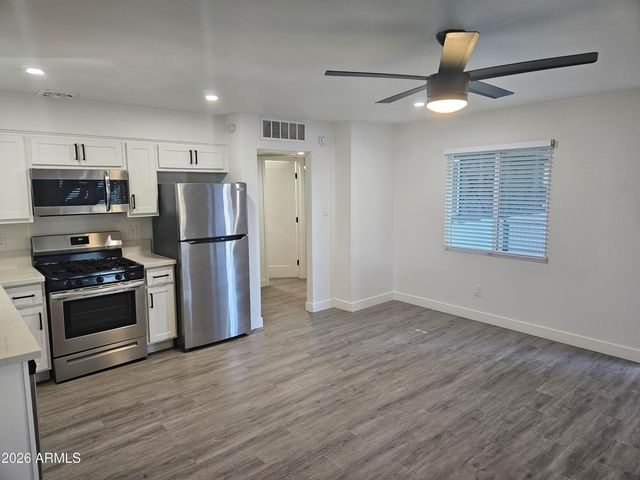 780 W COOLIDGE Street B, Phoenix, AZ 85013