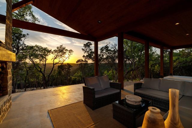 1930 S Rainbow Ranch RD, Wimberley, TX 78676