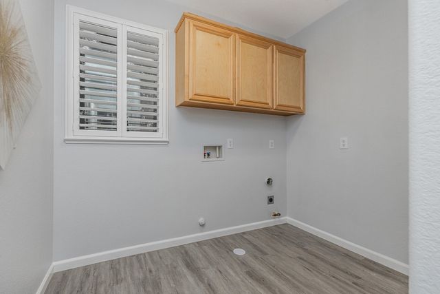 232 Kelley Mist Ln, Tracy, CA 95377