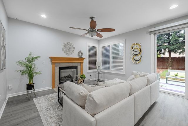 232 Kelley Mist Ln, Tracy, CA 95377