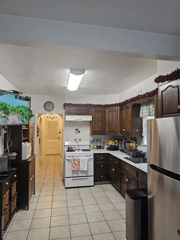 232 Doughty Boulevard, Inwood, NY 11096