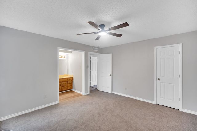 730 Squire Place, Red Oak, TX 75154