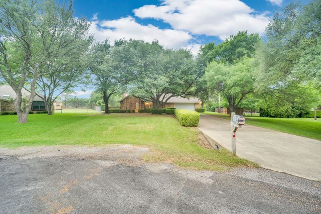 730 Squire Place, Red Oak, TX 75154