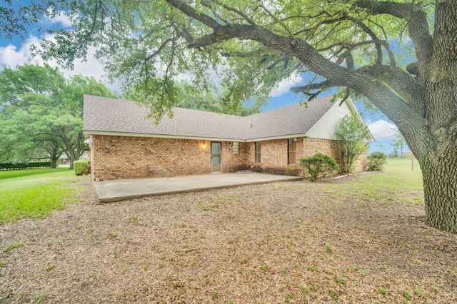730 Squire Place, Red Oak, TX 75154