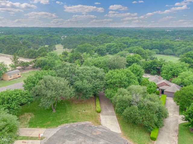 730 Squire Place, Red Oak, TX 75154