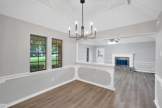 730 Squire Place, Red Oak, TX 75154