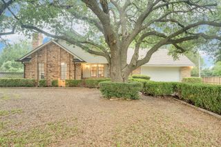 730 Squire Place, Red Oak, TX 75154