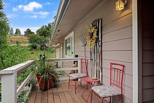 6031 Johntown Creek Rd, Garden Valley, CA 95633