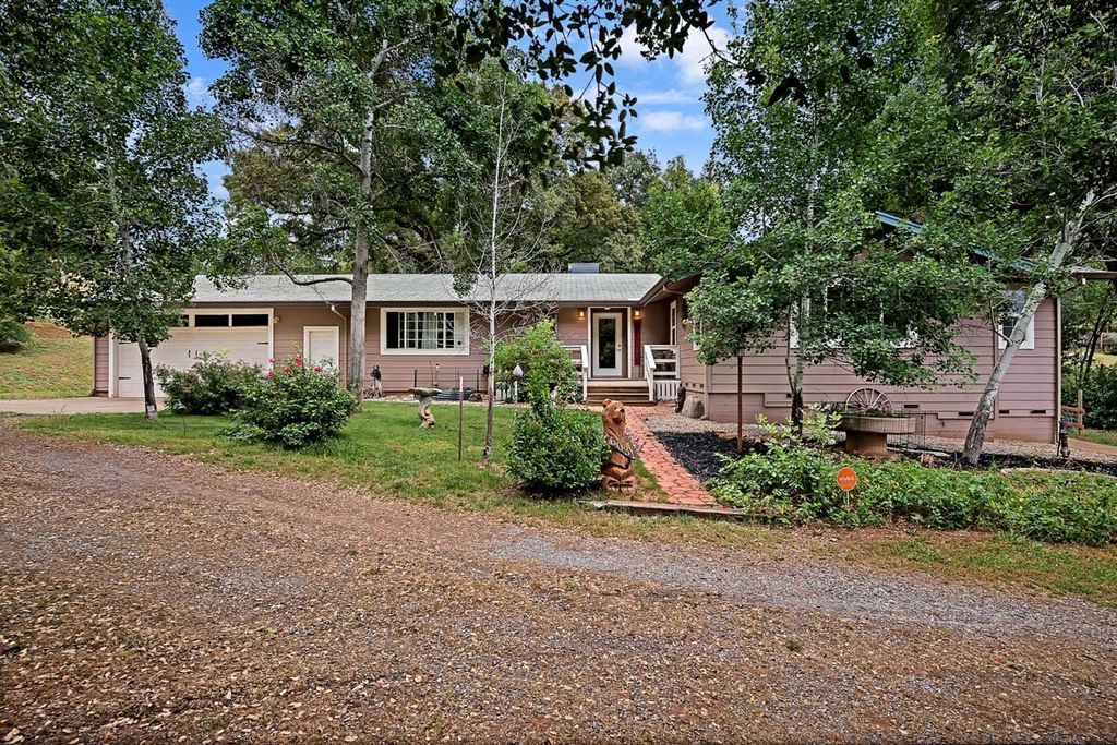 6031 Johntown Creek Rd, Garden Valley, CA 95633