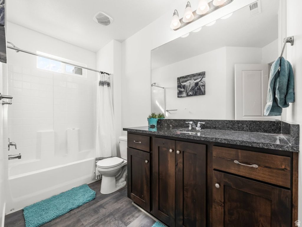 Image 19 of property listing at 956 W 40 N, Spanish Fork, UT 84660