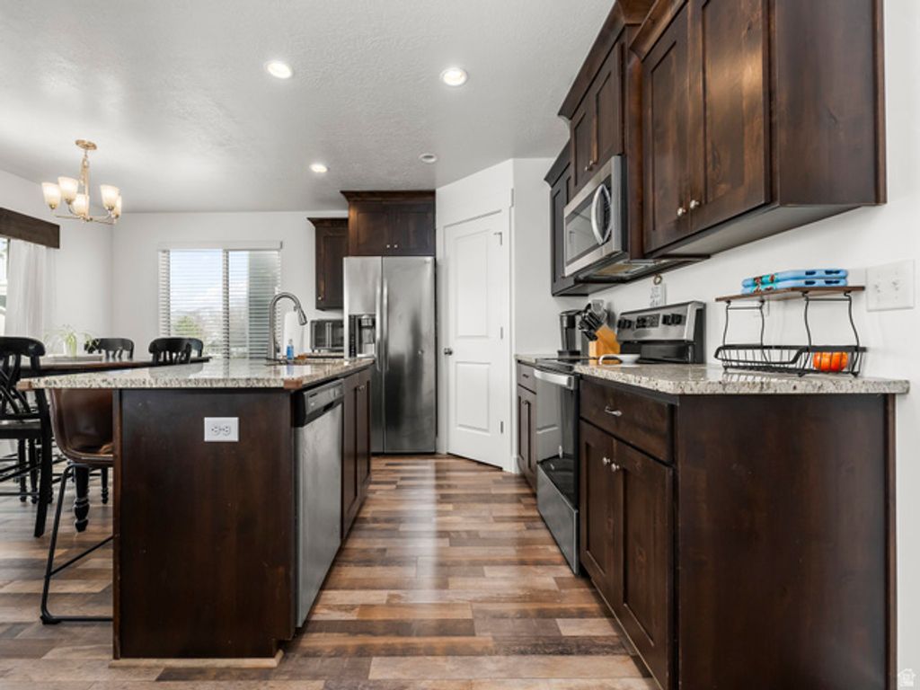 Image 6 of property listing at 956 W 40 N, Spanish Fork, UT 84660