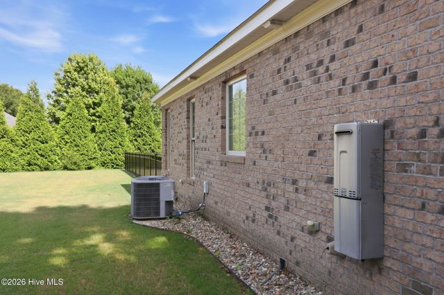 241 Jack Place, Winterville, NC 28590