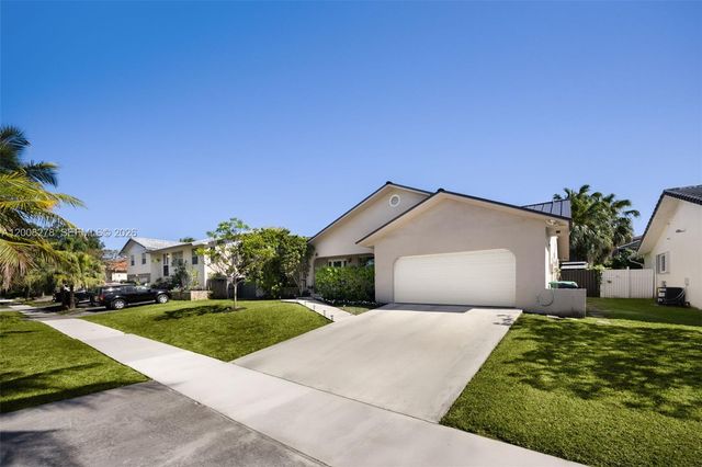 7970 SW 198th St, Cutler Bay, FL 33189
