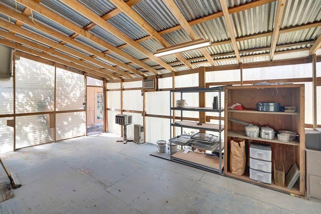 8015 Ozark DR, San Marcos, TX 78666