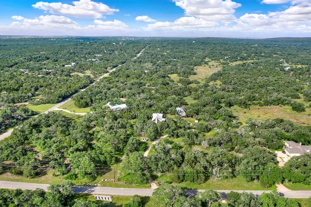 8015 Ozark DR, San Marcos, TX 78666