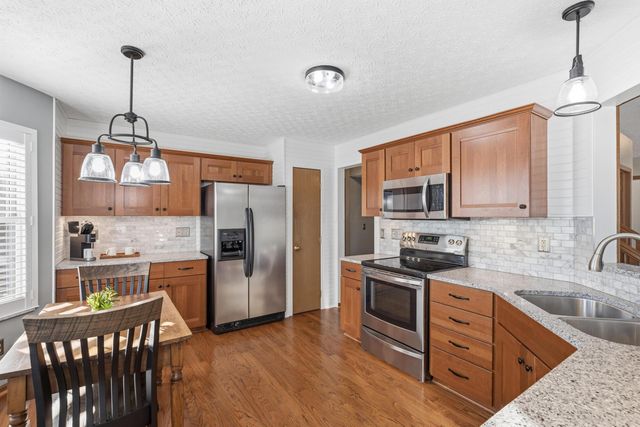 8240 Worthington Crossing Drive, Westerville, OH 43081