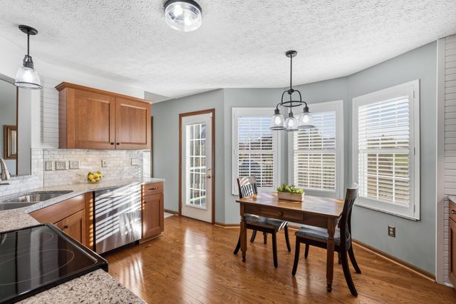 8240 Worthington Crossing Drive, Westerville, OH 43081