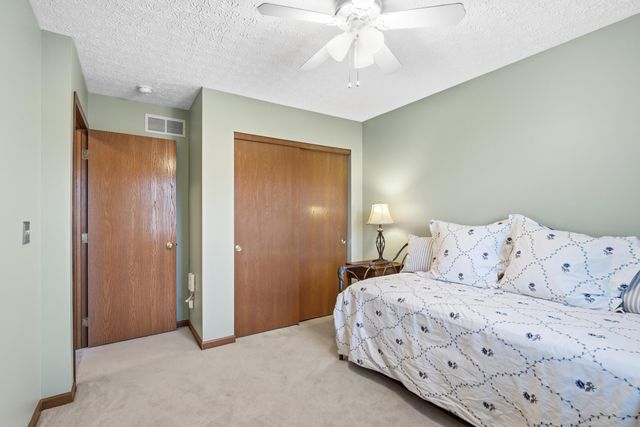 8240 Worthington Crossing Drive, Westerville, OH 43081