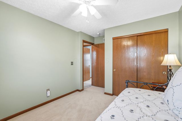 8240 Worthington Crossing Drive, Westerville, OH 43081