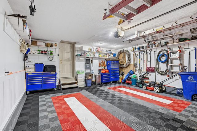 8240 Worthington Crossing Drive, Westerville, OH 43081