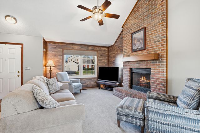 8240 Worthington Crossing Drive, Westerville, OH 43081