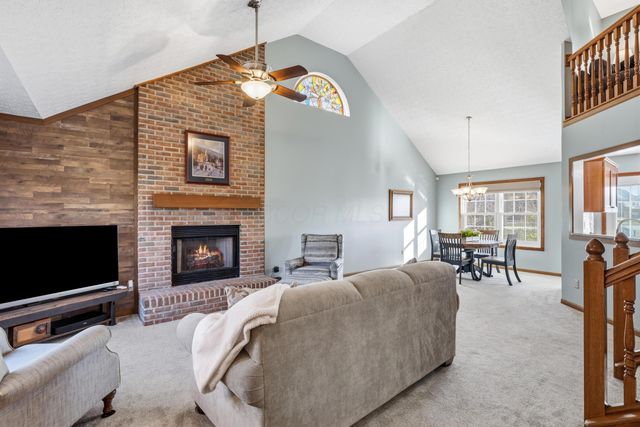 8240 Worthington Crossing Drive, Westerville, OH 43081