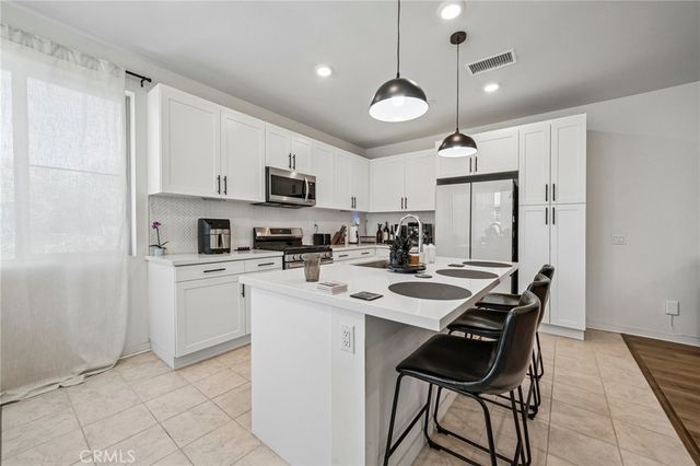 3630 E Peckham Paseo 2, Ontario, CA 91761