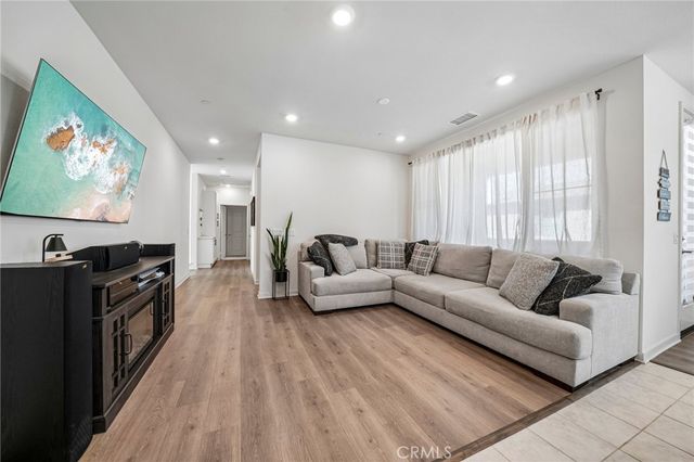 3630 E Peckham Paseo 2, Ontario, CA 91761