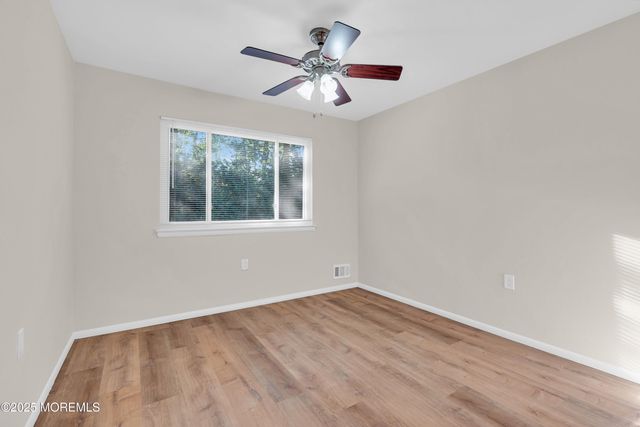 8 Debbie Drive, Brick, NJ 08724