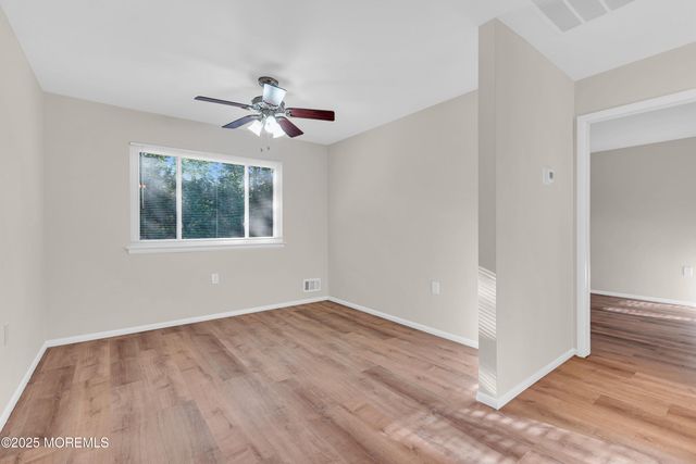 8 Debbie Drive, Brick, NJ 08724
